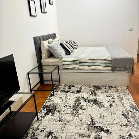 Elegant & Cozy דירה ליסבון